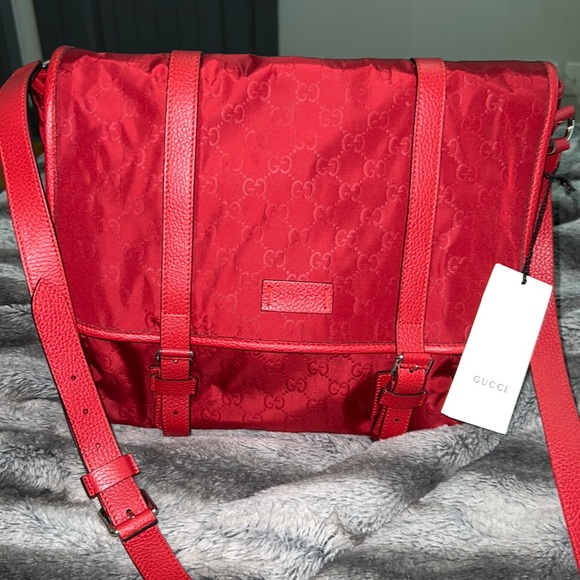 Red Gucci Crossbody - Picture 1 of 3